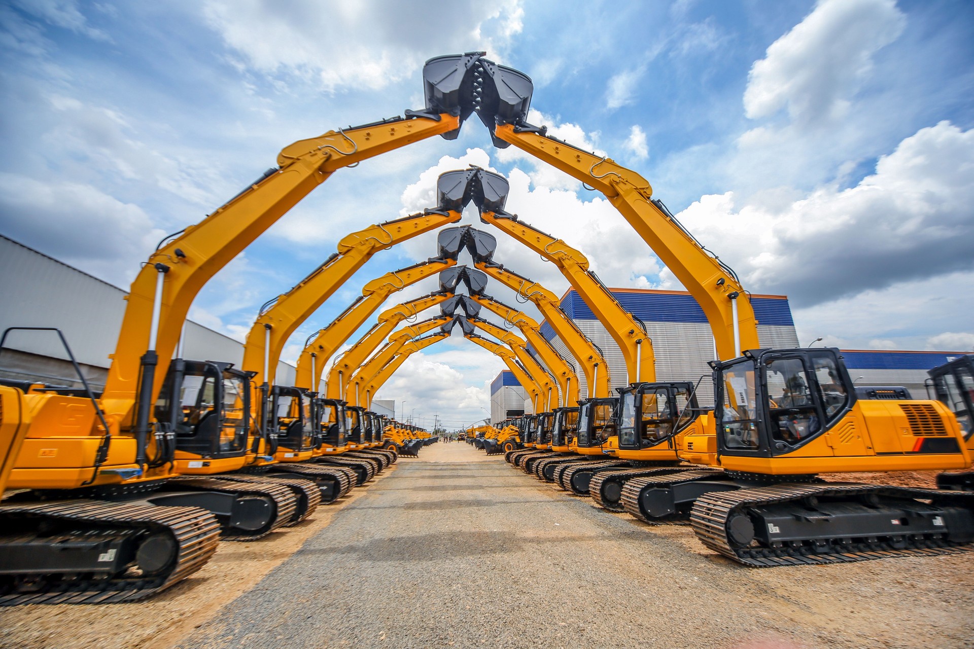 Excavator array